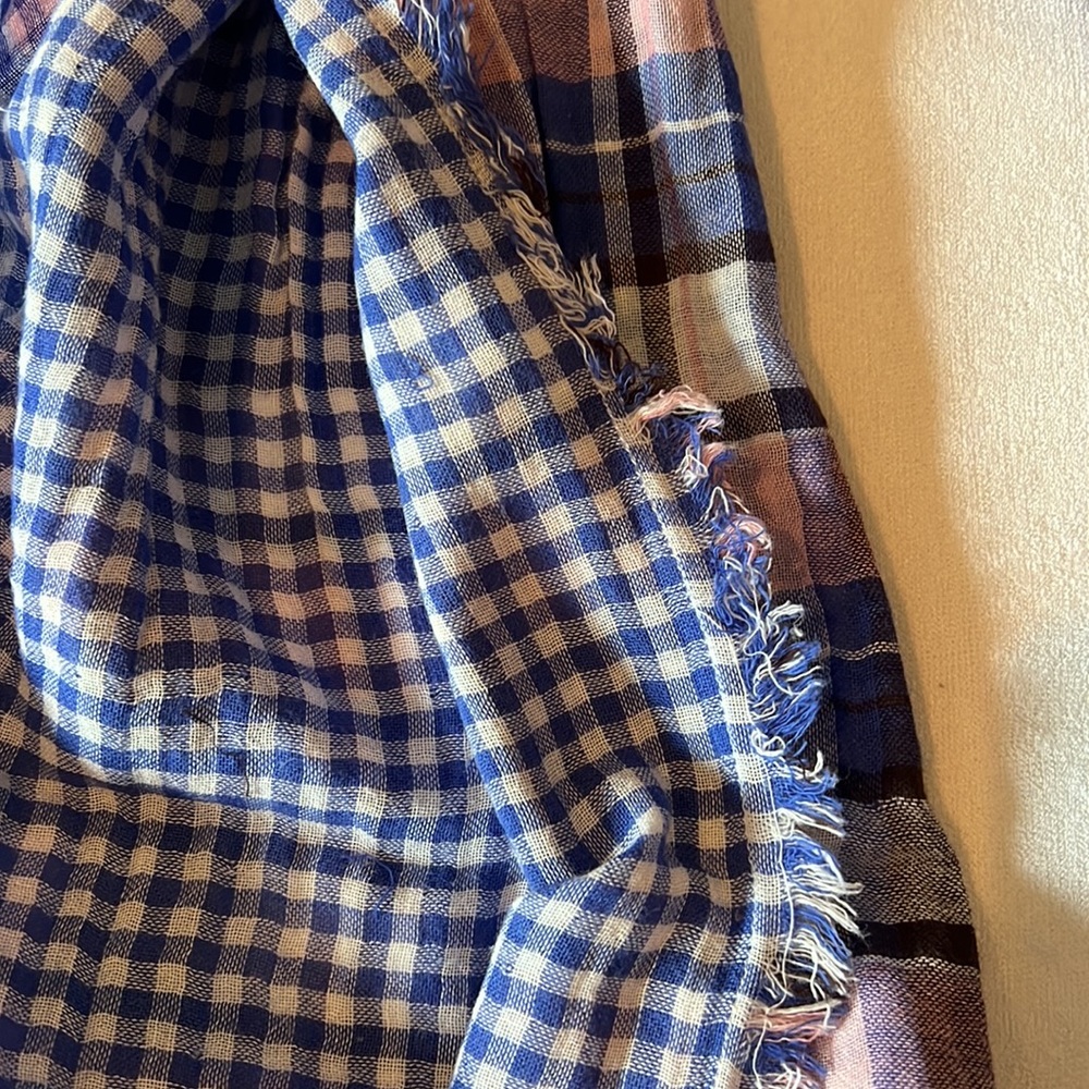 Reversable scarf - Picture 2 of 3